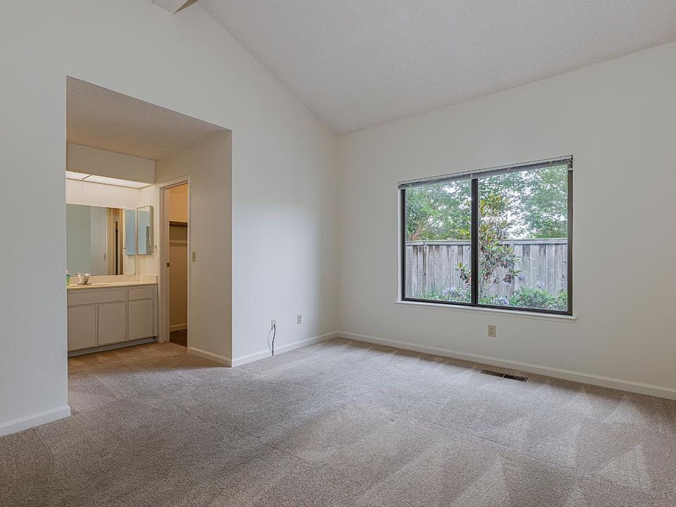 Petaluma, California, 94954, United States, 3 Bedrooms Bedrooms, ,2 BathroomsBathrooms,Residential,Forsale,1953132