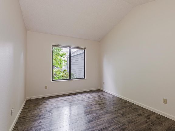 Petaluma, California, 94954, United States, 3 Bedrooms Bedrooms, ,2 BathroomsBathrooms,Residential,Forsale,1953132