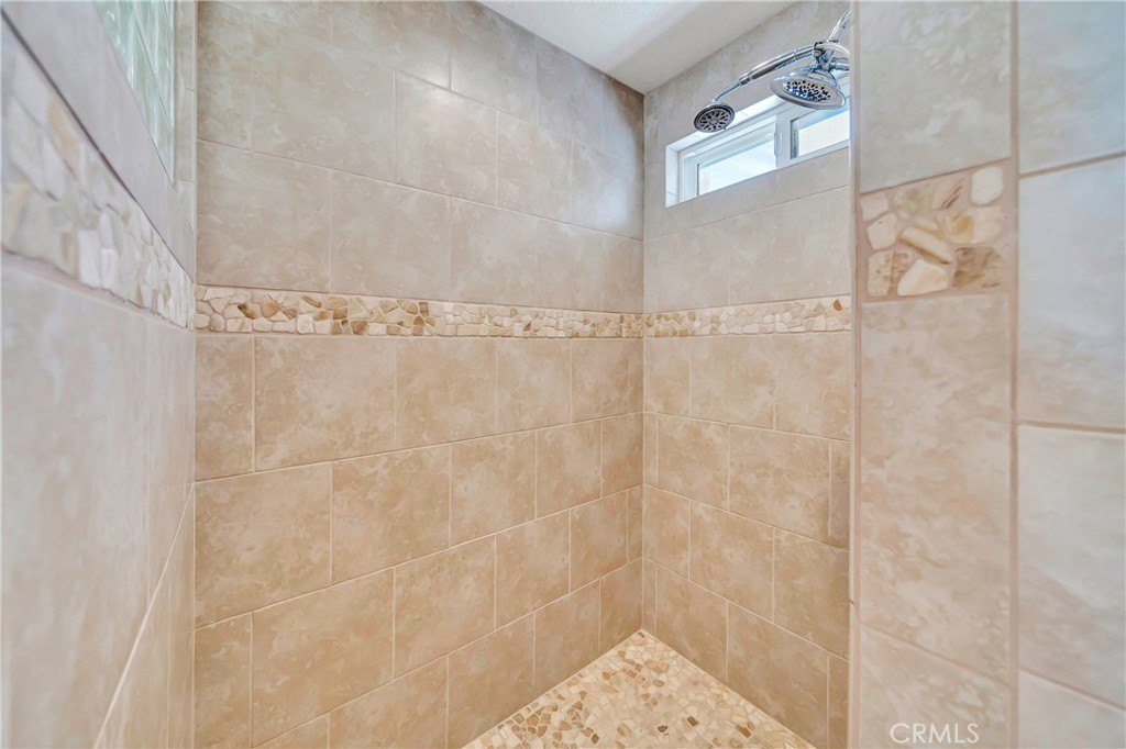 Palmdale, California, 93551, United States, 5 Bedrooms Bedrooms, ,3.5 BathroomsBathrooms,Residential,Forsale,1893832