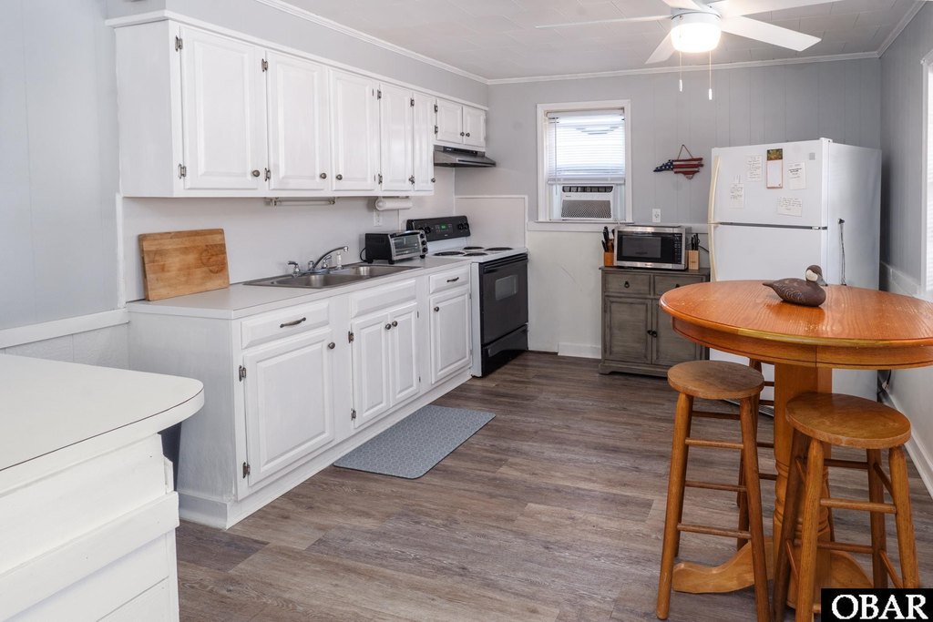 Nags Head, North Carolina, 27959, United States, 3 Bedrooms Bedrooms, ,1 BathroomBathrooms,Residential,Forsale,2008051