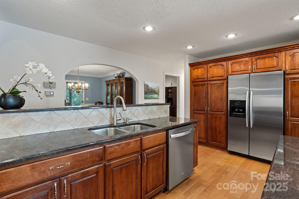 Flat Rock, North Carolina, 28731, United States, 3 Bedrooms Bedrooms, ,2 BathroomsBathrooms,Residential,Forsale,2004158