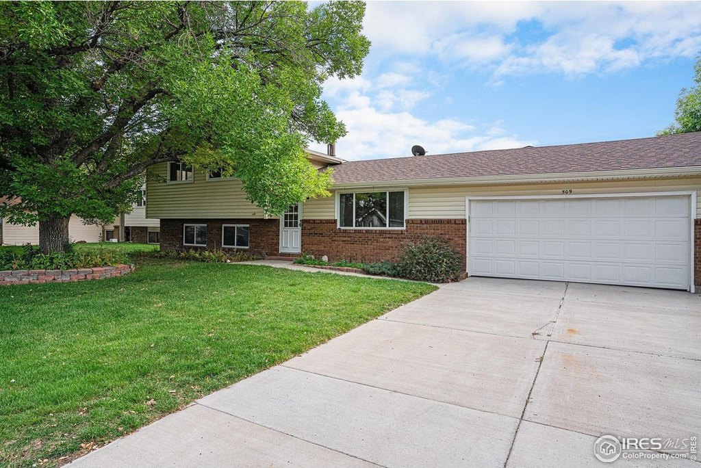 Platteville, Colorado, 80651, United States, 4 Bedrooms Bedrooms, ,4 BathroomsBathrooms,Residential,Forsale,1967209