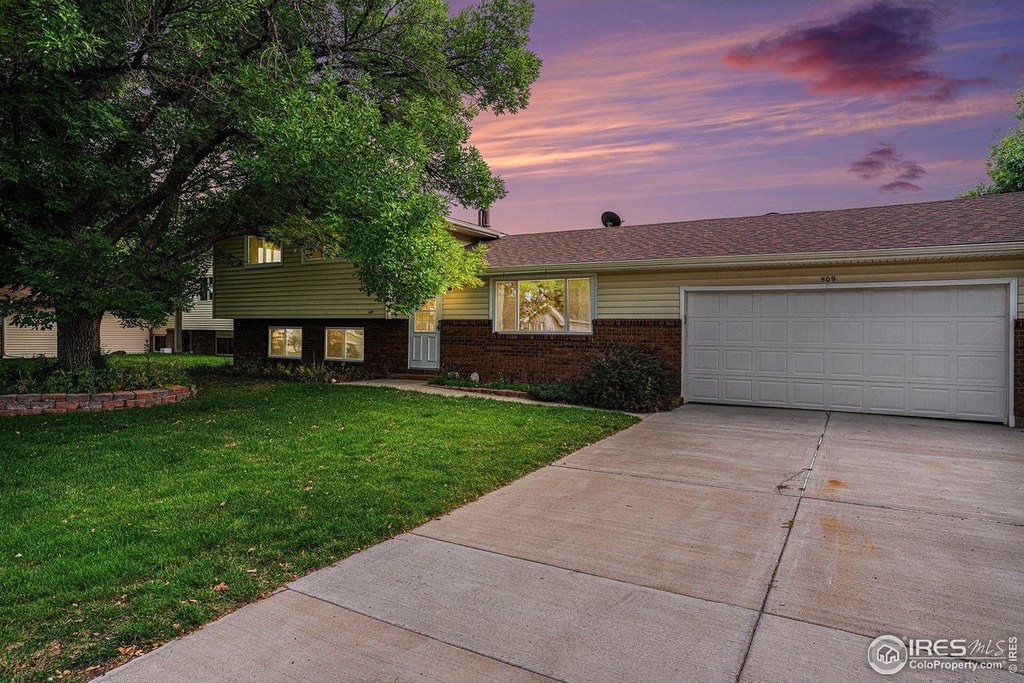 Platteville, Colorado, 80651, United States, 4 Bedrooms Bedrooms, ,4 BathroomsBathrooms,Residential,Forsale,1967209