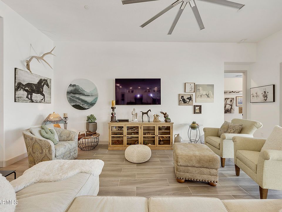 Peoria, Arizona, 85383, United States, 3 Bedrooms Bedrooms, ,2 BathroomsBathrooms,Residential,Forsale,1953471
