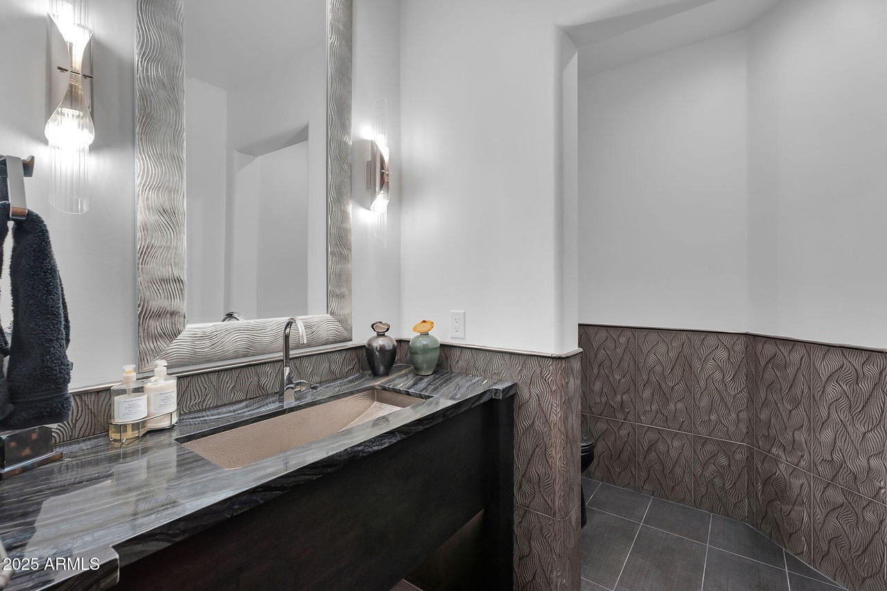 Scottsdale, Arizona, 85255, United States, 5 Bedrooms Bedrooms, ,6 BathroomsBathrooms,Residential,Forsale,1953472