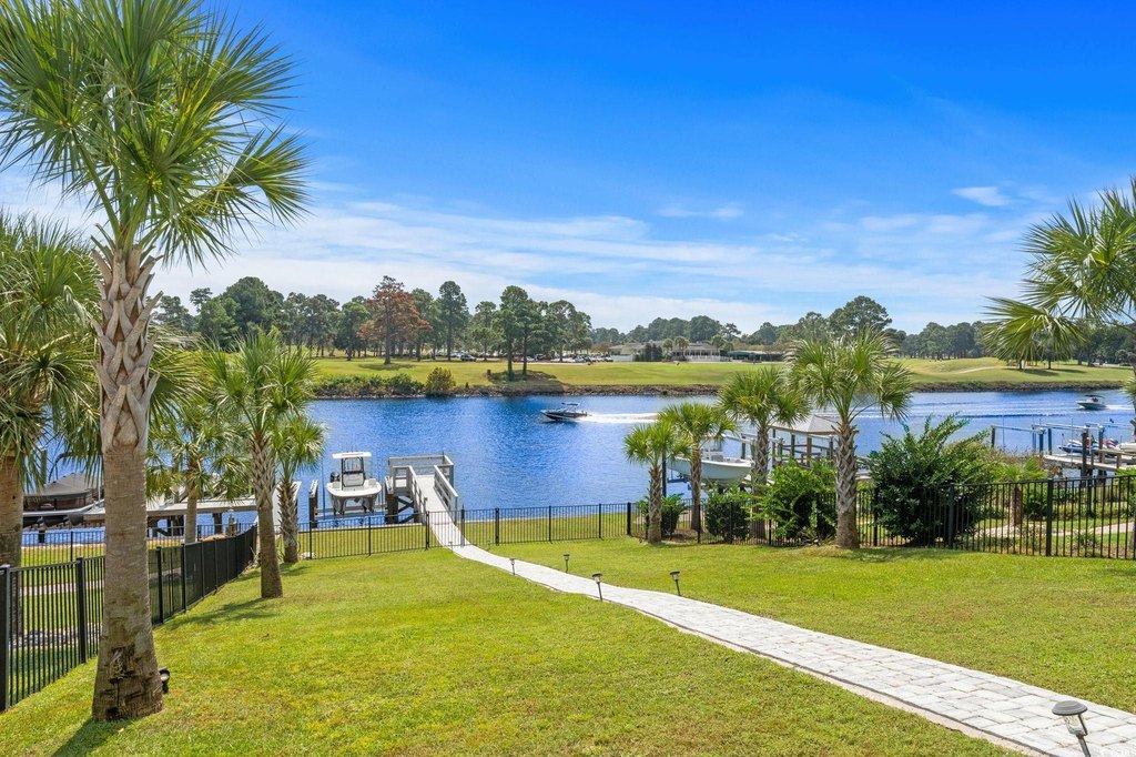 Myrtle Beach, South Carolina, 29579, United States, 5 Bedrooms Bedrooms, ,5 BathroomsBathrooms,Residential,Forsale,1965870