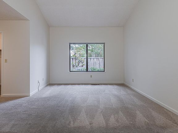 Petaluma, California, 94954, United States, 3 Bedrooms Bedrooms, ,2 BathroomsBathrooms,Residential,Forsale,1953132