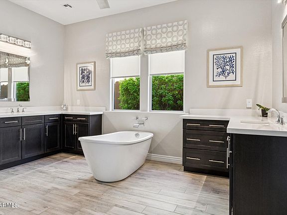 Phoenix, Arizona, 85050, United States, 3 Bedrooms Bedrooms, ,3 BathroomsBathrooms,Residential,Forsale,1953467
