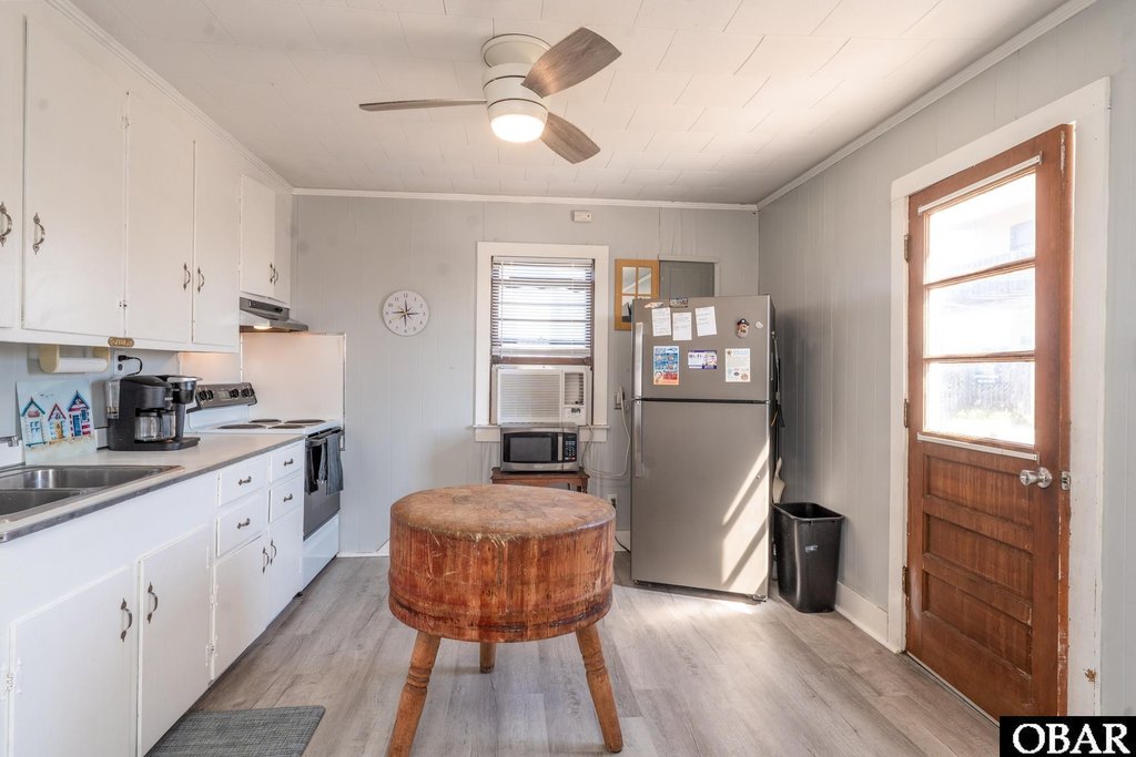 Nags Head, North Carolina, 27959, United States, 3 Bedrooms Bedrooms, ,1 BathroomBathrooms,Residential,Forsale,2008051