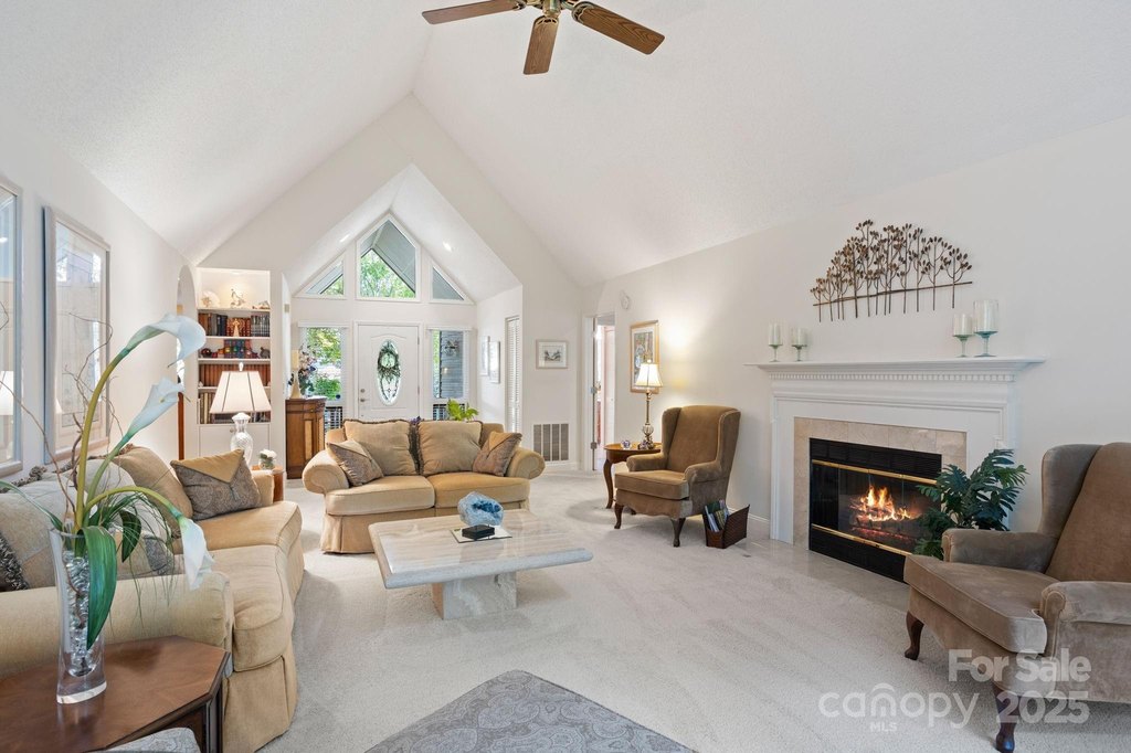 Flat Rock, North Carolina, 28731, United States, 3 Bedrooms Bedrooms, ,2 BathroomsBathrooms,Residential,Forsale,2004158