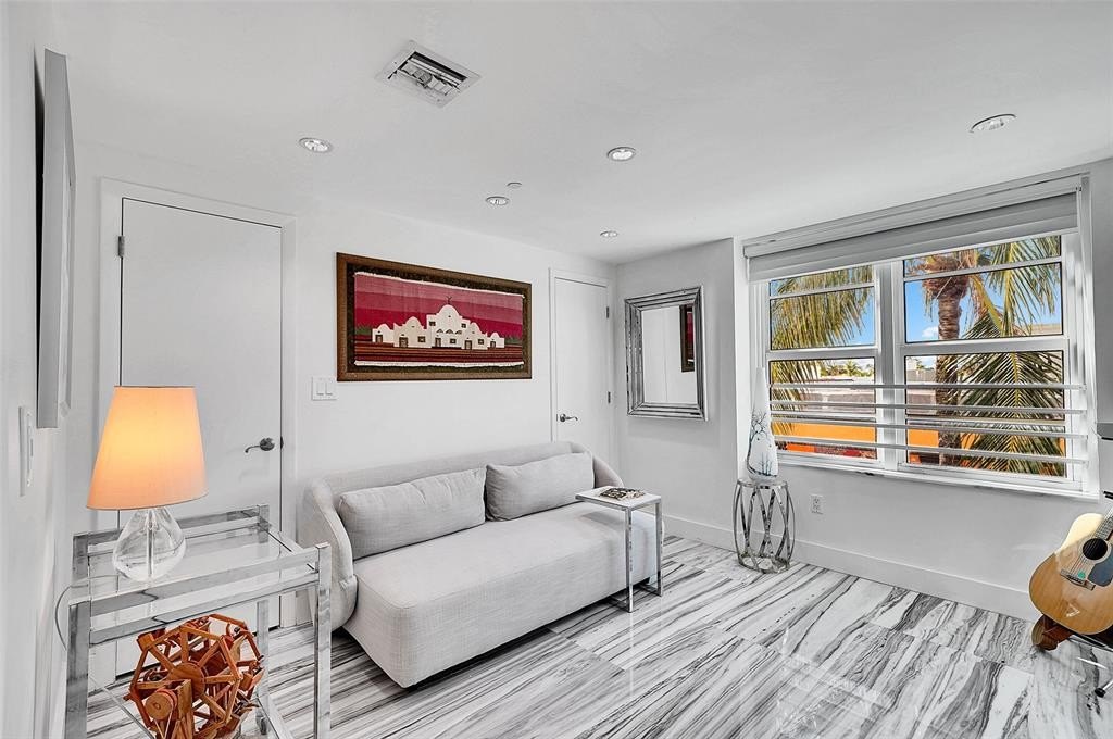 Fort Lauderdale, Florida, 33316, United States, 3 Bedrooms Bedrooms, ,3 BathroomsBathrooms,Residential,Forsale,1968245