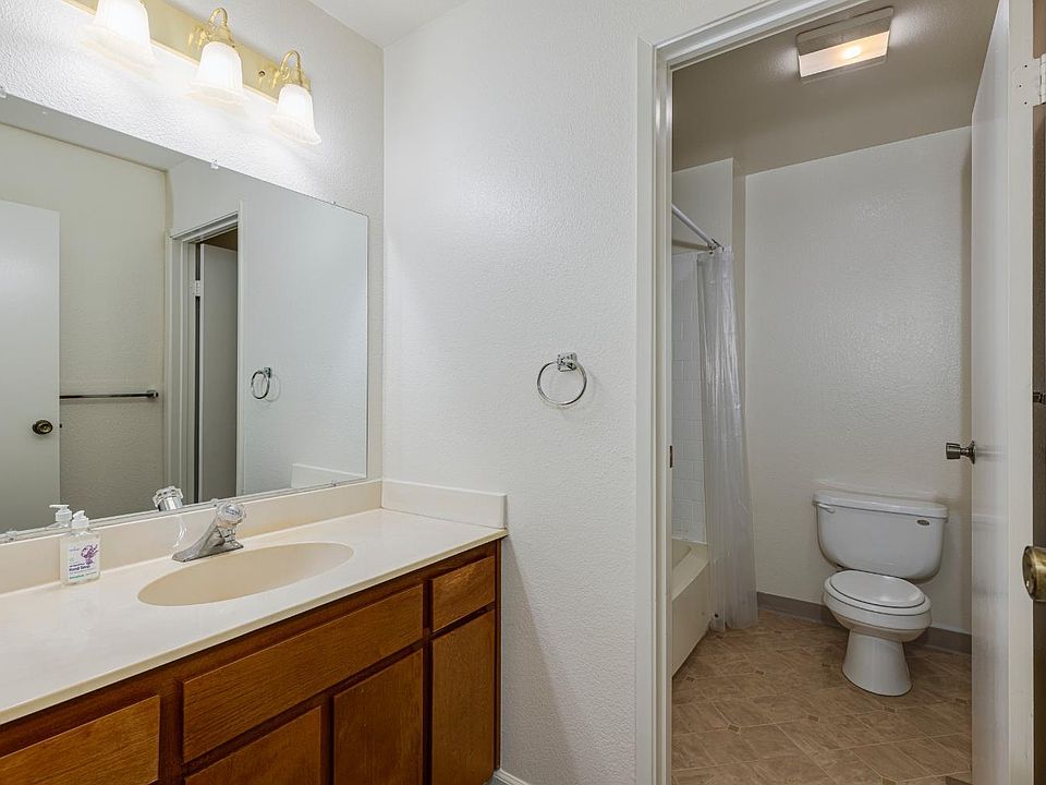 Petaluma, California, 94954, United States, 3 Bedrooms Bedrooms, ,2 BathroomsBathrooms,Residential,Forsale,1953132