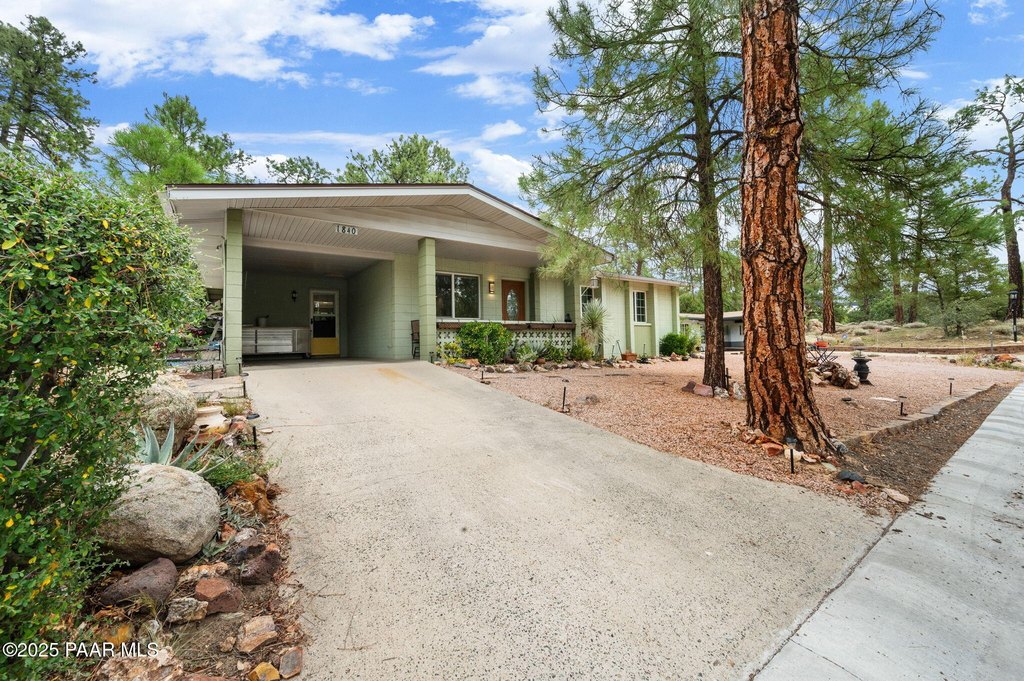 Prescott, Arizona, 86303, United States, 3 Bedrooms Bedrooms, ,2 BathroomsBathrooms,Residential,Forsale,1968224