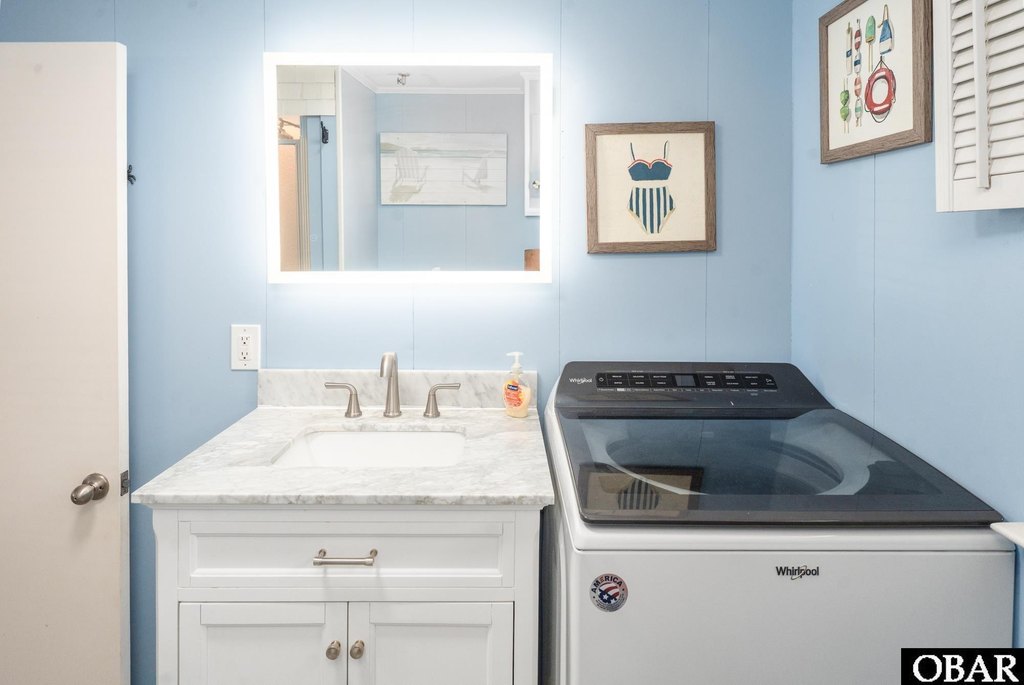 Nags Head, North Carolina, 27959, United States, 3 Bedrooms Bedrooms, ,1 BathroomBathrooms,Residential,Forsale,2008051