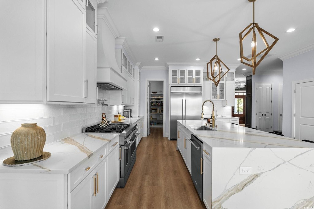 Myrtle Beach, South Carolina, 29579, United States, 5 Bedrooms Bedrooms, ,5 BathroomsBathrooms,Residential,Forsale,1965870