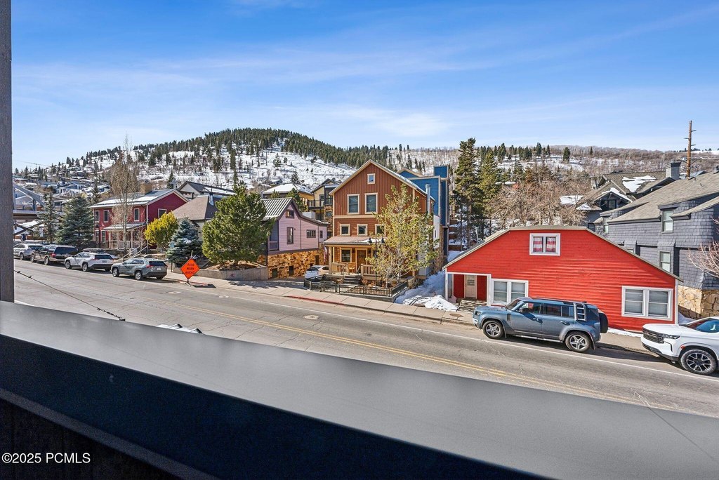 Park City, Utah, 84060, United States, 3 Bedrooms Bedrooms, ,3.5 BathroomsBathrooms,Residential,Forsale,2000242