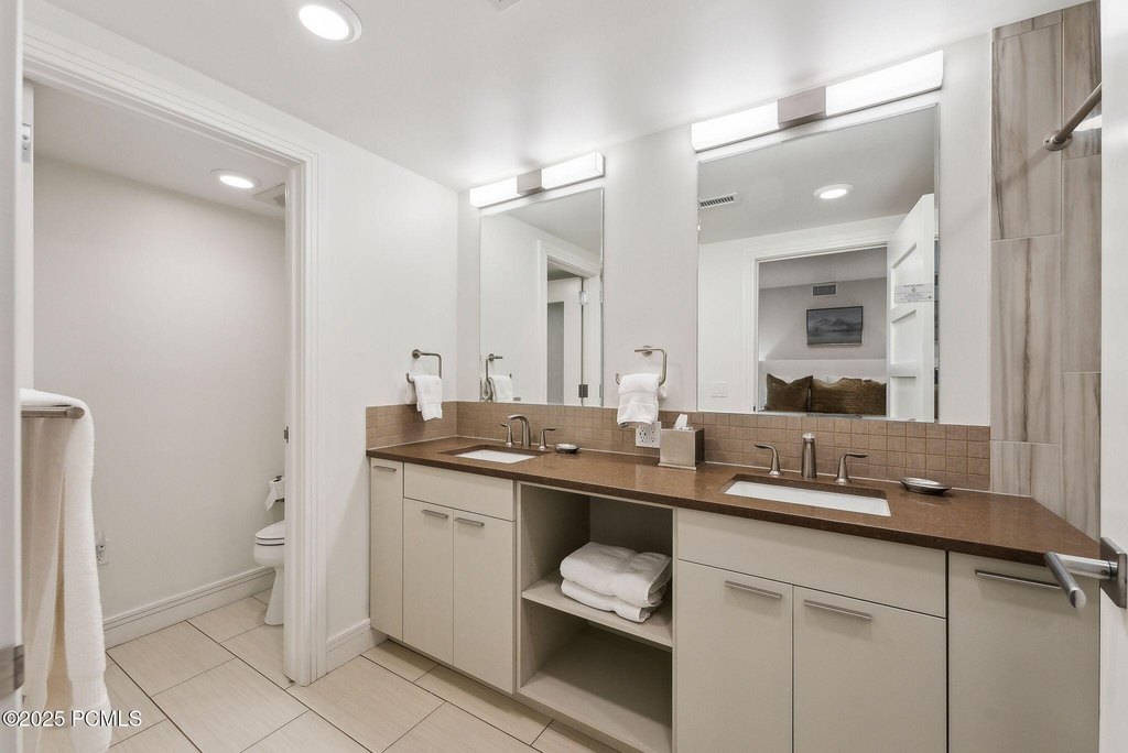 Park City, Utah, 84060, United States, 3 Bedrooms Bedrooms, ,3.5 BathroomsBathrooms,Residential,Forsale,2000242