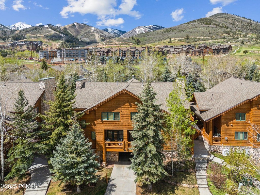 Park City, Utah, 84098, United States, 2 Bedrooms Bedrooms, ,2.5 BathroomsBathrooms,Residential,Forsale,2004732