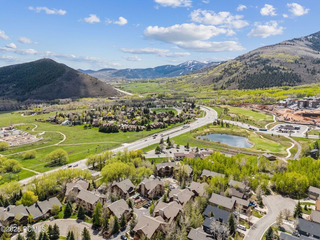 Park City, Utah, 84098, United States, 2 Bedrooms Bedrooms, ,2.5 BathroomsBathrooms,Residential,Forsale,2004732