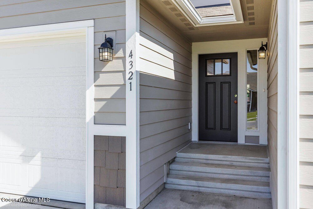 Post Falls, Idaho, 83854, United States, 3 Bedrooms Bedrooms, ,2 BathroomsBathrooms,Residential,Forsale,1984543