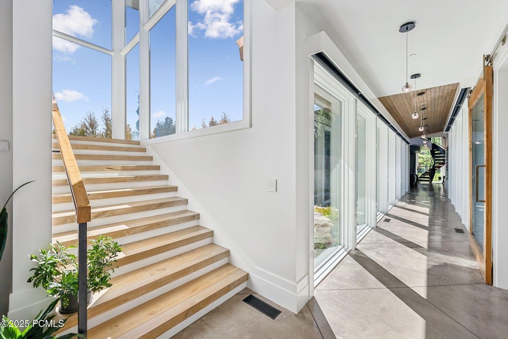 Park City, Utah, 84098, United States, 6 Bedrooms Bedrooms, ,7.5 BathroomsBathrooms,Residential,Forsale,2000234