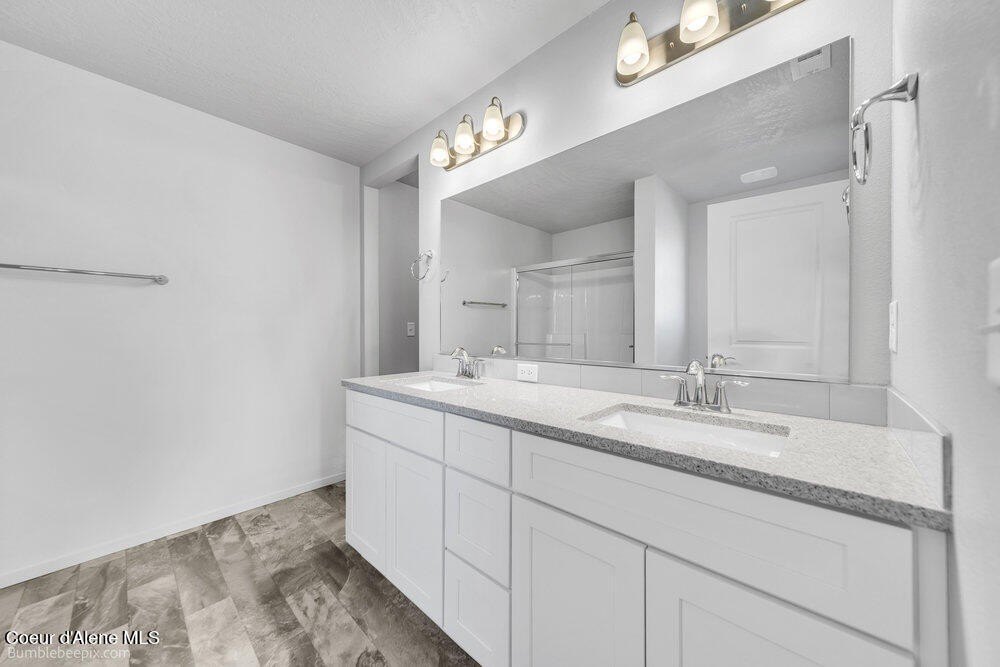 Post Falls, Idaho, 83854, United States, 4 Bedrooms Bedrooms, ,2 BathroomsBathrooms,Residential,Forsale,1984588