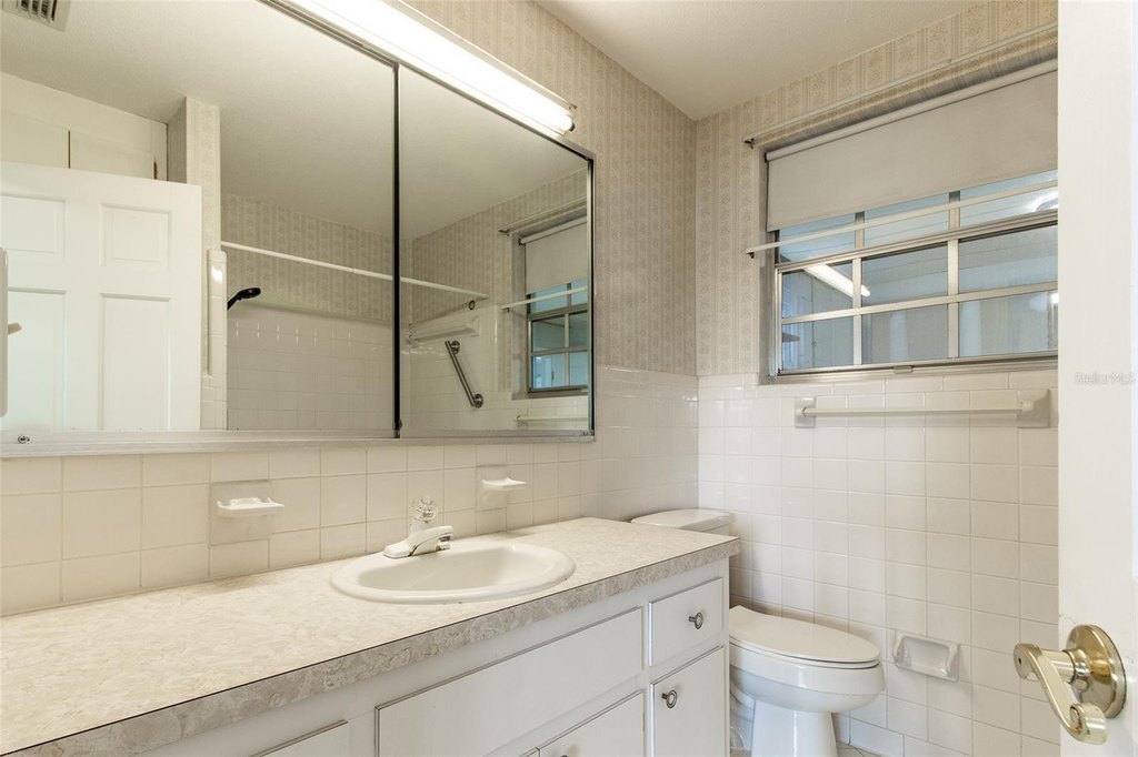 OCALA, Florida, 34476, United States, 3 Bedrooms Bedrooms, ,2 BathroomsBathrooms,Residential,Forsale,1969795