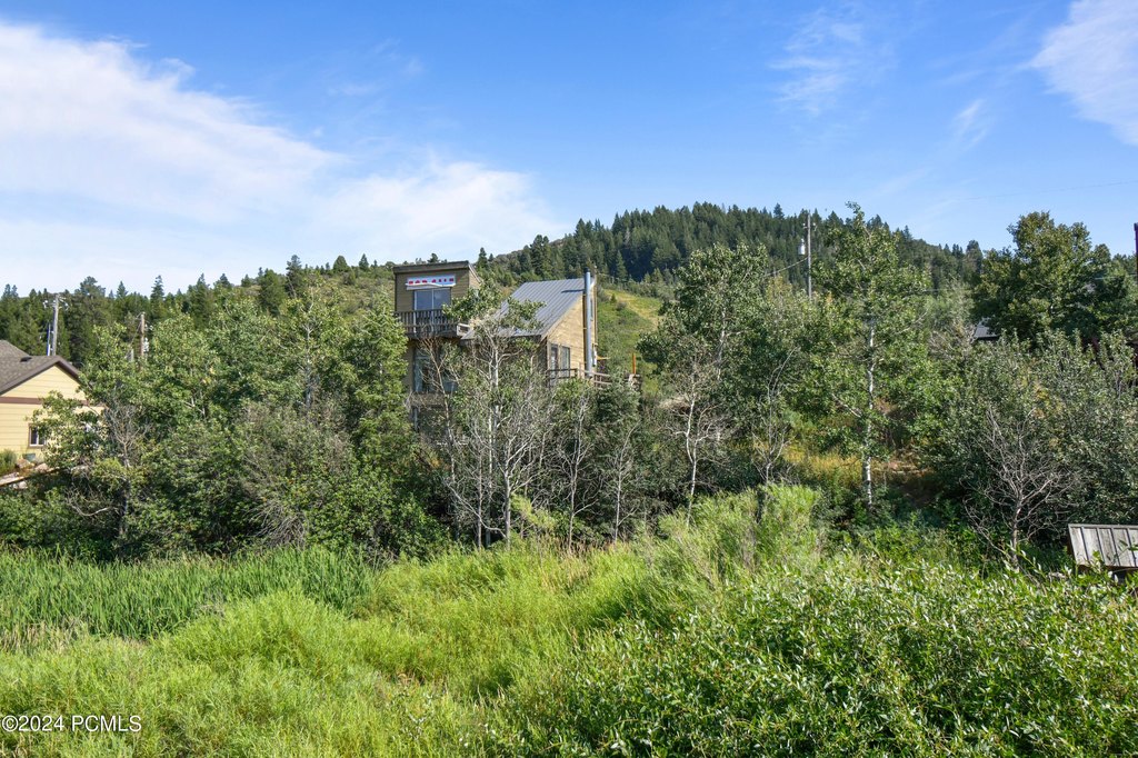Park City, Utah, 84098, United States, 2 Bedrooms Bedrooms, ,2 BathroomsBathrooms,Residential,Forsale,2004731