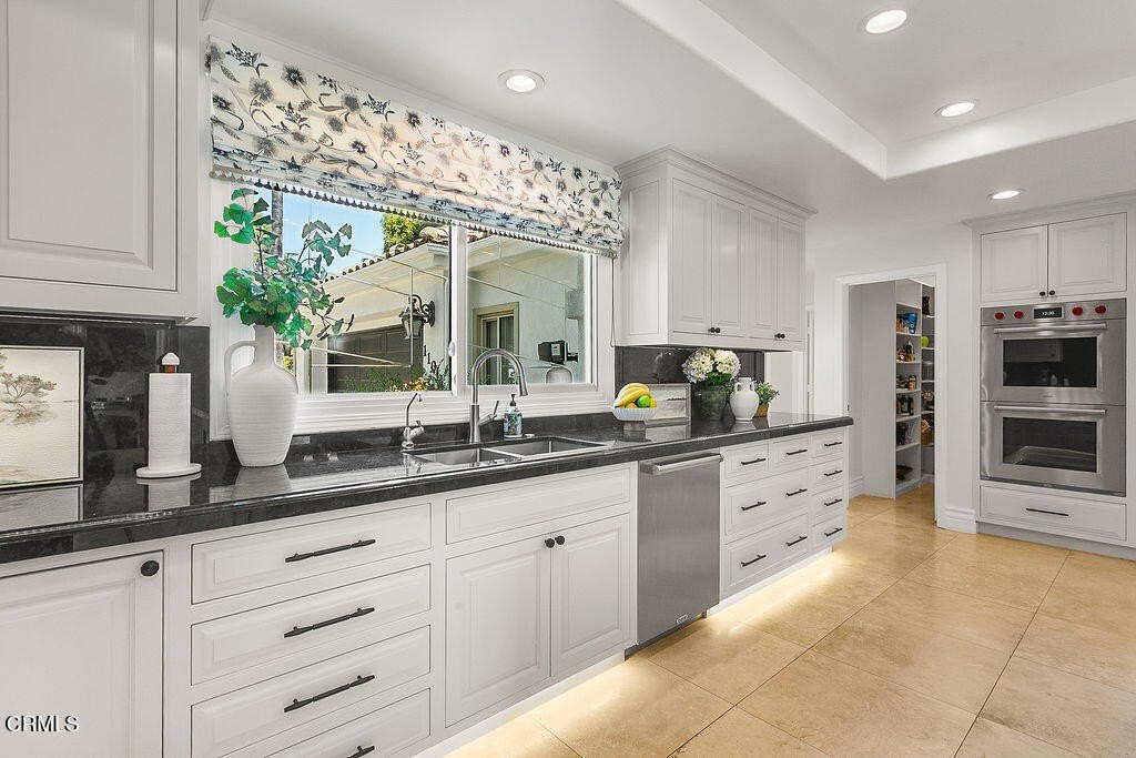 Santa Rosa Valley, California, 93012, United States, 5 Bedrooms Bedrooms, ,5.5 BathroomsBathrooms,Residential,Forsale,2004524