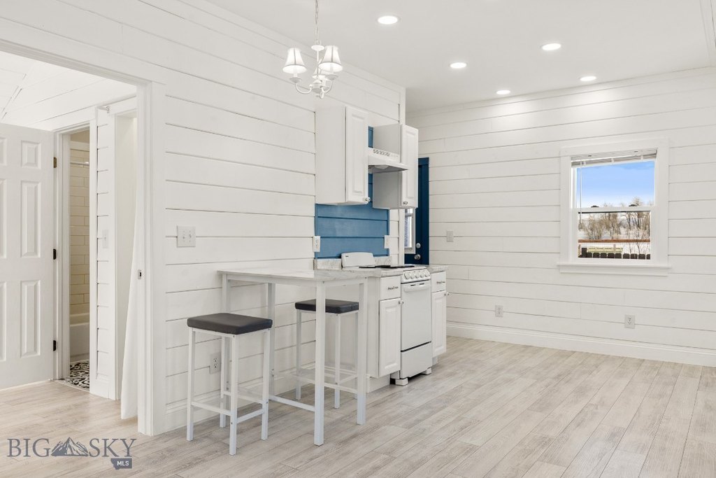 Bozeman, Montana, 59718, United States, 4 Bedrooms Bedrooms, ,2 BathroomsBathrooms,Residential,Forsale,1986976