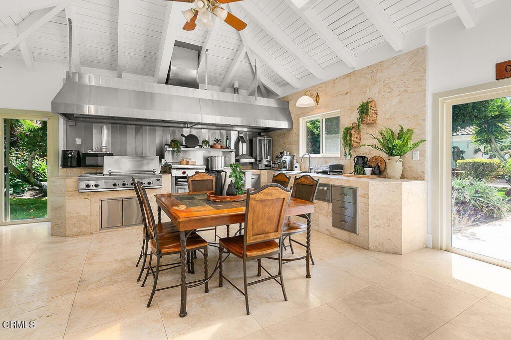 Santa Rosa Valley, California, 93012, United States, 5 Bedrooms Bedrooms, ,5.5 BathroomsBathrooms,Residential,Forsale,2004524