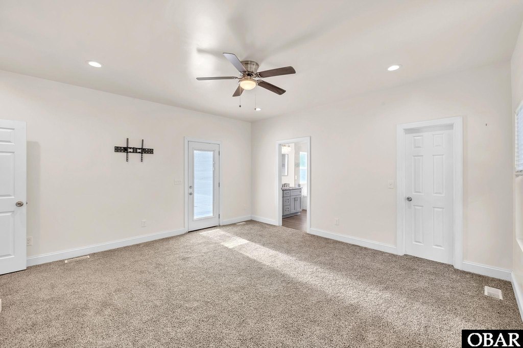 Hertford, North Carolina, 27944, United States, 4 Bedrooms Bedrooms, ,3.5 BathroomsBathrooms,Residential,Forsale,1964342