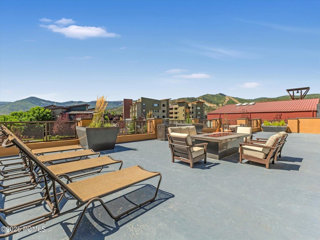 Park City, Utah, 84098, United States, 2 Bedrooms Bedrooms, ,2 BathroomsBathrooms,Residential,Forsale,2000239