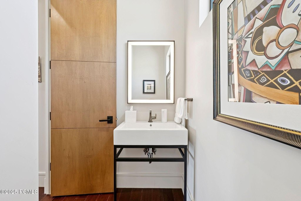 Kamas, Utah, 84036, United States, 4 Bedrooms Bedrooms, ,4.5 BathroomsBathrooms,Residential,Forsale,2000241