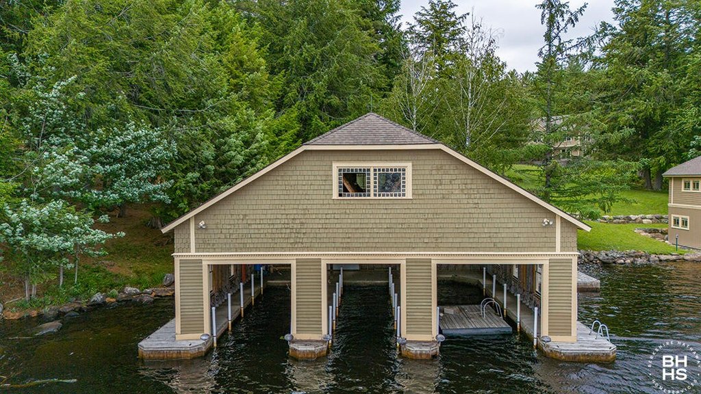 Saranac Lake, New York, 12983, United States, 6 Bedrooms Bedrooms, ,5.5 BathroomsBathrooms,Residential,Forsale,1953155