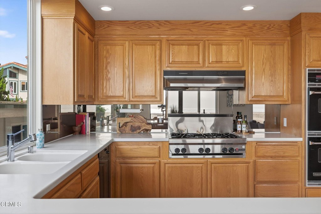 Oxnard, California, 93035, United States, 3 Bedrooms Bedrooms, ,2.5 BathroomsBathrooms,Residential,Forsale,1963619