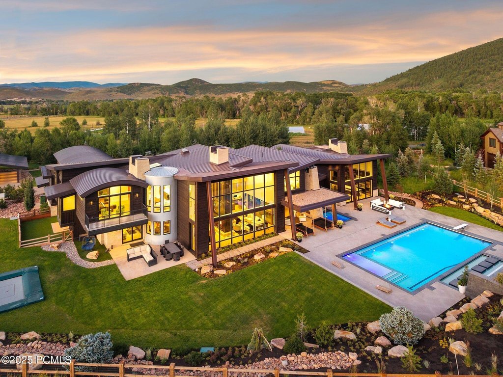 Park City, Utah, 84098, United States, 6 Bedrooms Bedrooms, ,7.5 BathroomsBathrooms,Residential,Forsale,2000234
