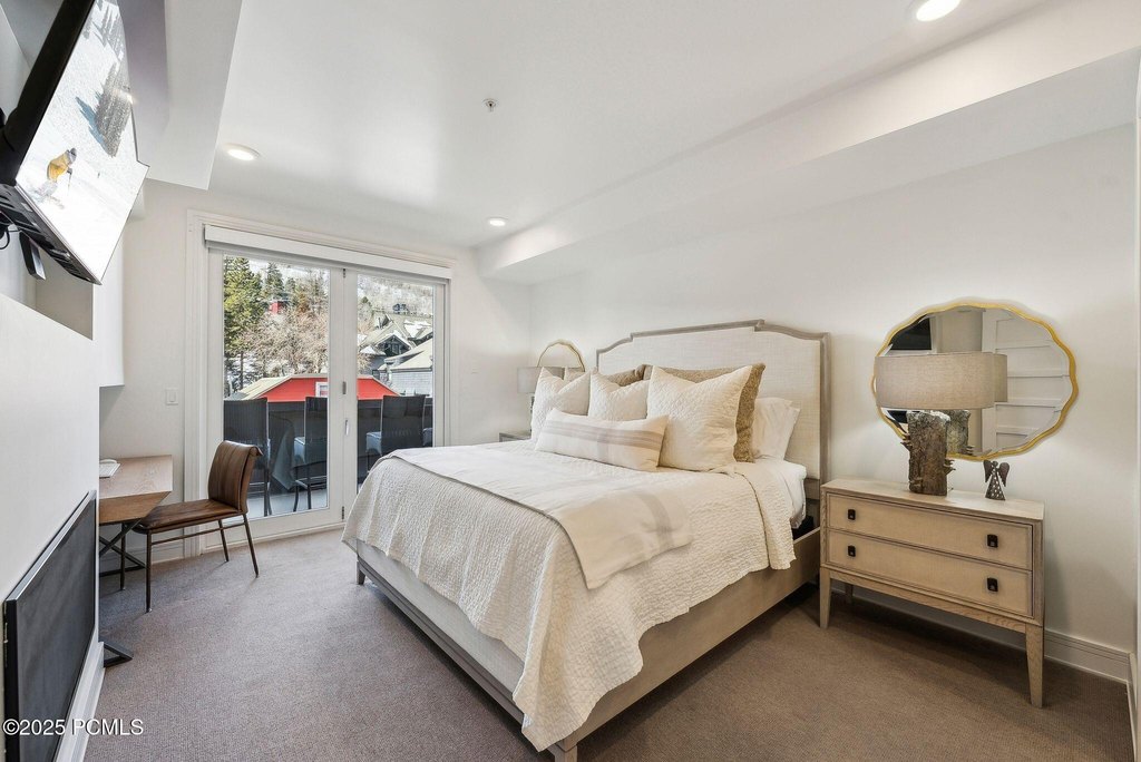 Park City, Utah, 84060, United States, 3 Bedrooms Bedrooms, ,3.5 BathroomsBathrooms,Residential,Forsale,2000242