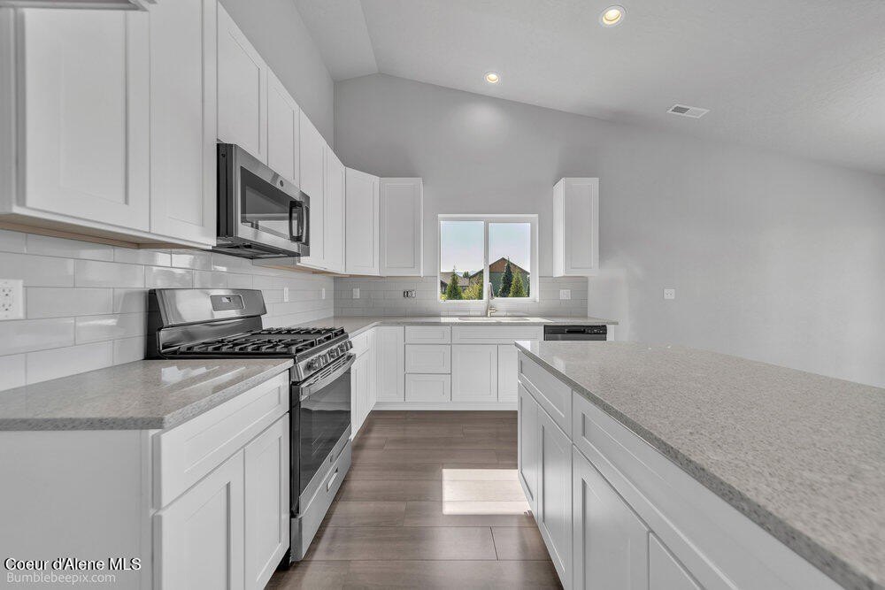 Post Falls, Idaho, 83854, United States, 4 Bedrooms Bedrooms, ,2 BathroomsBathrooms,Residential,Forsale,1984588