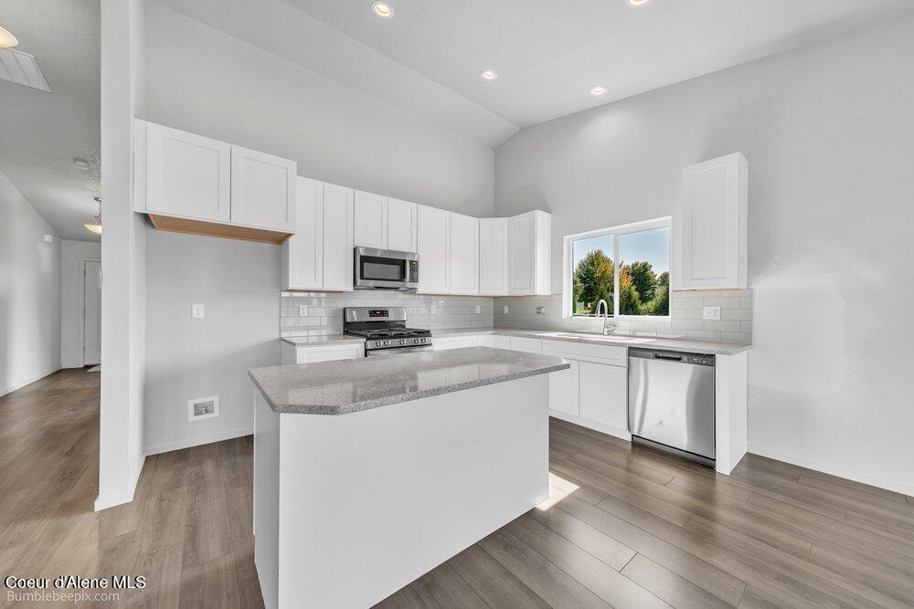 Post Falls, Idaho, 83854, United States, 4 Bedrooms Bedrooms, ,2 BathroomsBathrooms,Residential,Forsale,1984588