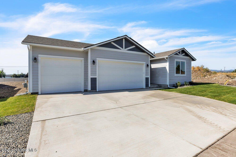 Post Falls, Idaho, 83854, United States, 3 Bedrooms Bedrooms, ,2 BathroomsBathrooms,Residential,Forsale,1984545