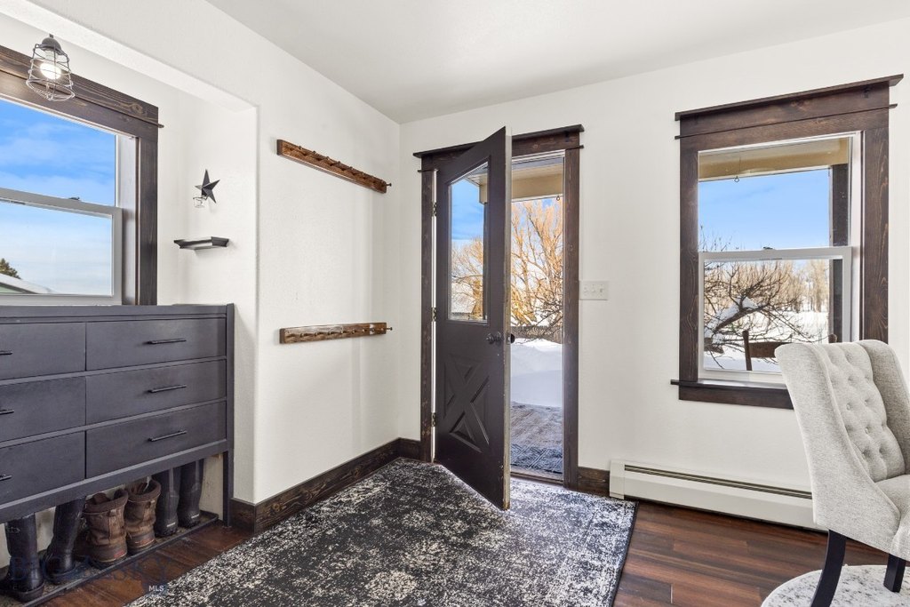 Bozeman, Montana, 59718, United States, 4 Bedrooms Bedrooms, ,2 BathroomsBathrooms,Residential,Forsale,1986976