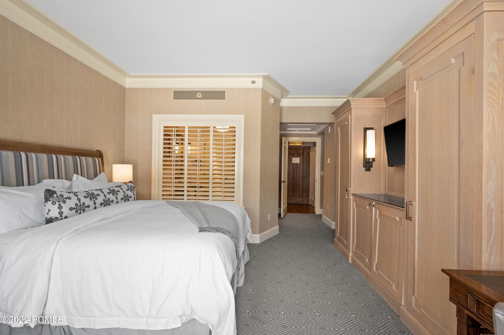 Park City, Utah, 84060, United States, 3 Bedrooms Bedrooms, ,3.5 BathroomsBathrooms,Residential,Forsale,2000243