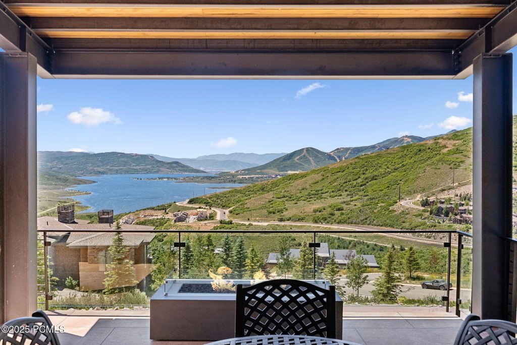 Kamas, Utah, 84036, United States, 4 Bedrooms Bedrooms, ,4.5 BathroomsBathrooms,Residential,Forsale,2000241