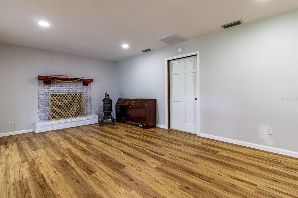 OCALA, Florida, 34476, United States, 3 Bedrooms Bedrooms, ,2 BathroomsBathrooms,Residential,Forsale,1969795