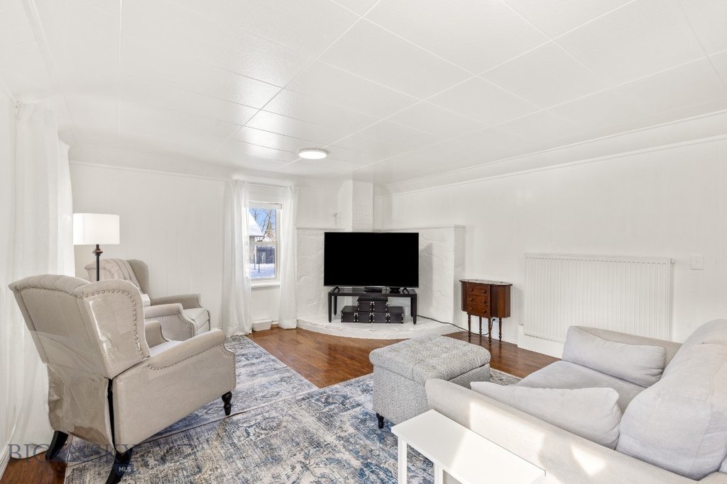 Bozeman, Montana, 59718, United States, 4 Bedrooms Bedrooms, ,2 BathroomsBathrooms,Residential,Forsale,1986976