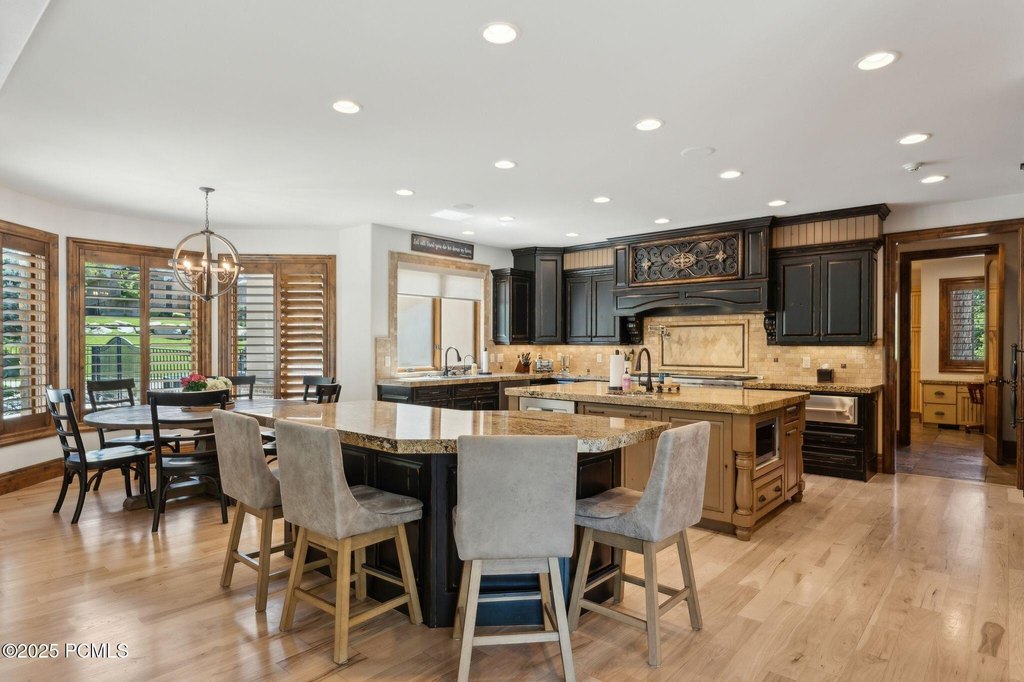 Sandy, Utah, 84092, United States, 7 Bedrooms Bedrooms, ,6.5 BathroomsBathrooms,Residential,Forsale,2004728