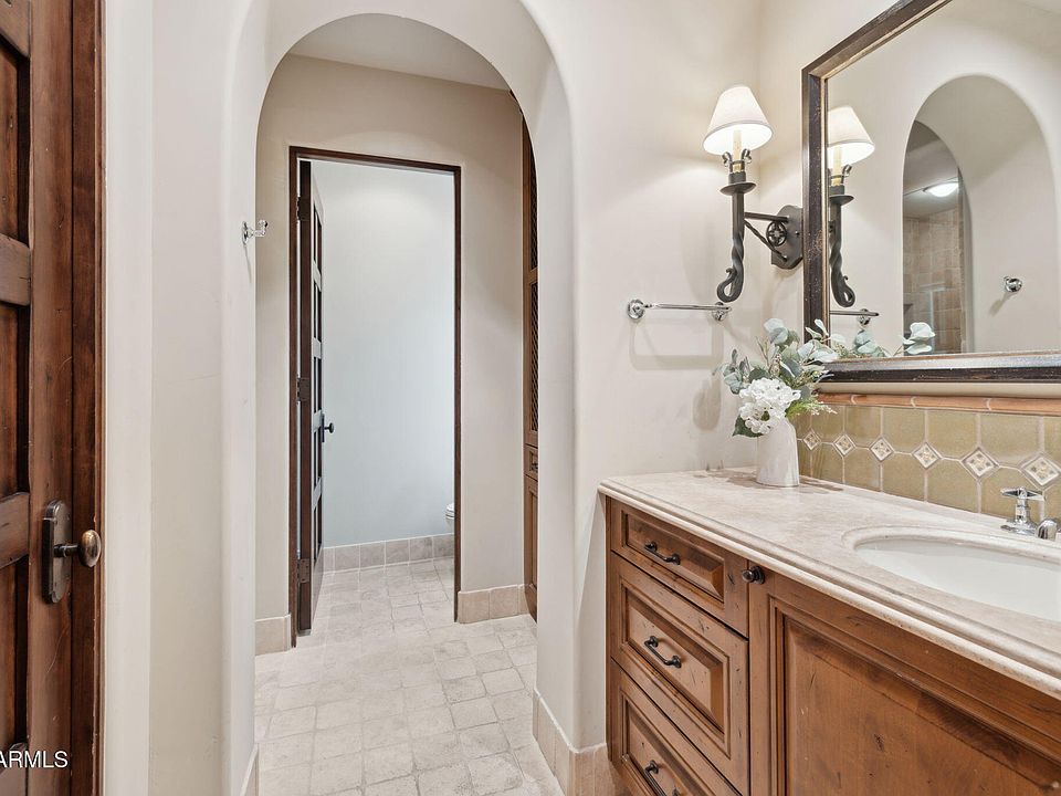 Paradise Valley, Arizona, 85253, United States, 4 Bedrooms Bedrooms, ,4 BathroomsBathrooms,Residential,Forsale,1953473