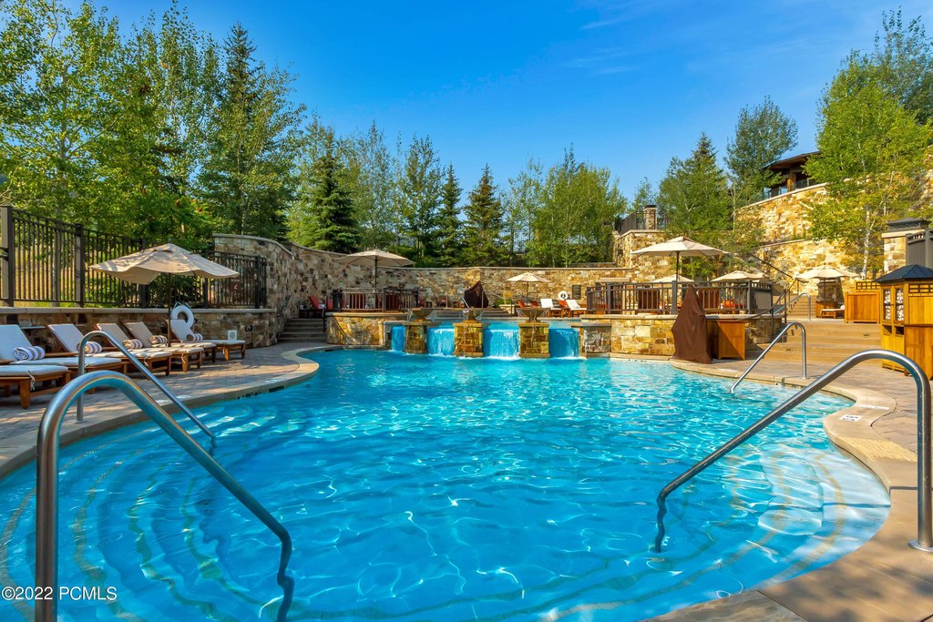 Park City, Utah, 84060, United States, 3 Bedrooms Bedrooms, ,3.5 BathroomsBathrooms,Residential,Forsale,2000243