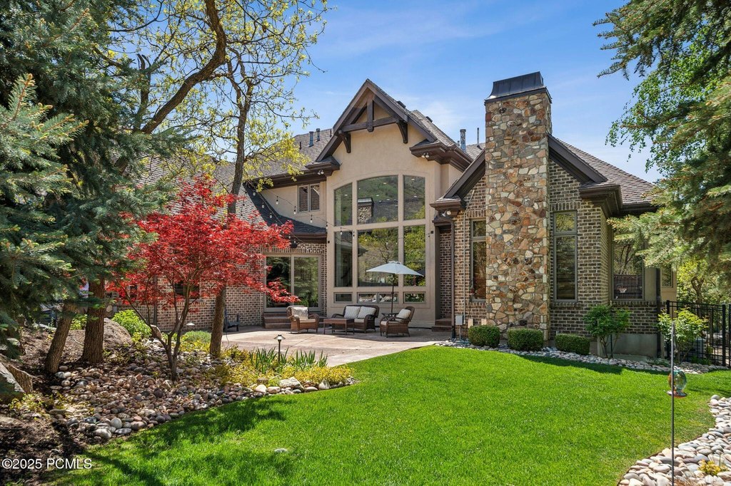 Sandy, Utah, 84092, United States, 7 Bedrooms Bedrooms, ,6.5 BathroomsBathrooms,Residential,Forsale,2004728